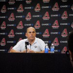 Diamondbacks manager Chip Hale speaks with media members the day after his team’s final game of the 2015 season. (Cronkite News photo by Bill Slane)