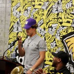 Saguaro’s Byron Murphy announced that he chose the University of Washington over Arizona State at Saguaro High School Thursday. (Photo by Bill Slane/Cronkite News)