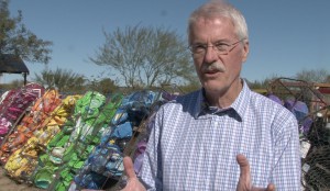 Tom Waldeck, president and chief executive of Keep Phoenix Beautiful, said motorists who toss cigarette butts on freeways can cause a fire hazard. (Photo by Elena Mendoza/Cronkite News)