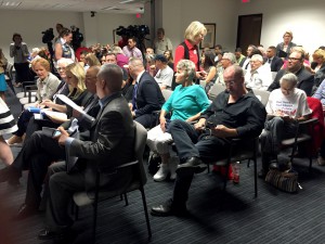 A legislative hearing Monday on Maricopa County’s election day debacle was packed. Audience members filled three rooms and overflowed into the hall. (Mallory Price/Cronkite News)